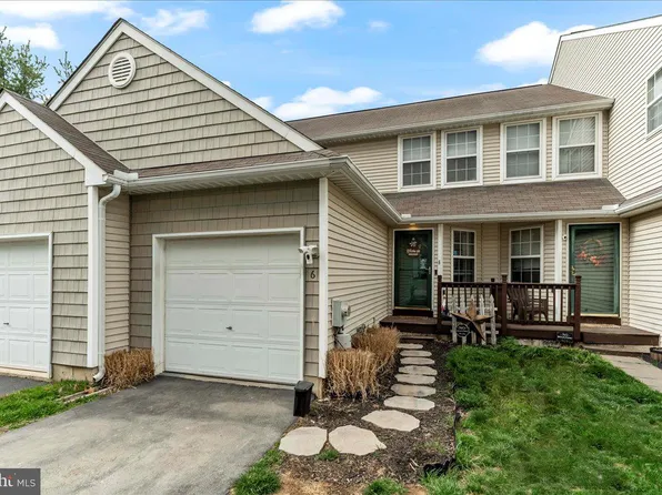 6 Marc Dr, Coatesville, PA 19320