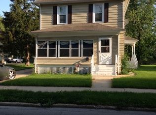 725 4th Ave, Aurora, IL 60505