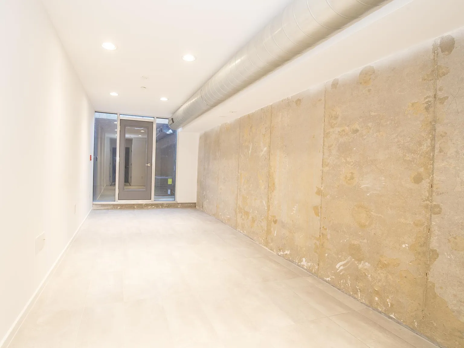 3 bed, 1400 sqft, $2,395 — Photo 4