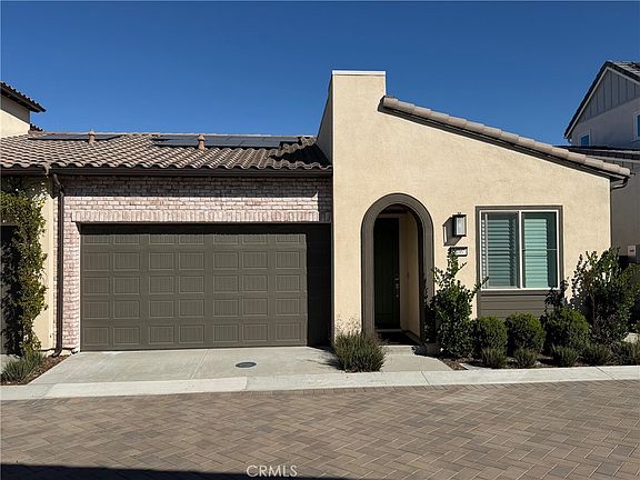 2nd image of 806 Sunrise Rd