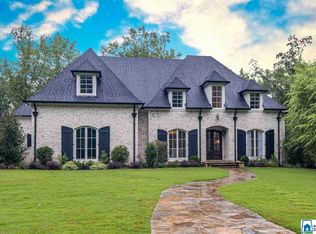 1060 Springfield Dr, Chelsea, AL 35043