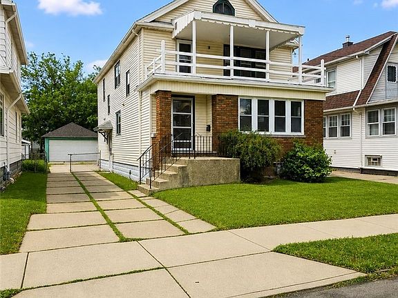 3rd image of 31 Dartmouth Ave