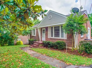 2122 Geneiva Dr, Nashville, TN 37216