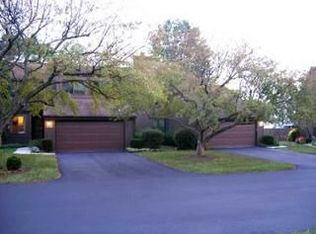 2137 Willowick Dr, Columbus, OH