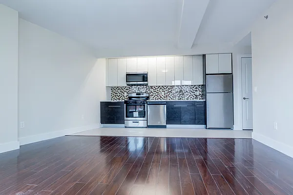 Rented by Keller Williams NYC | media 3