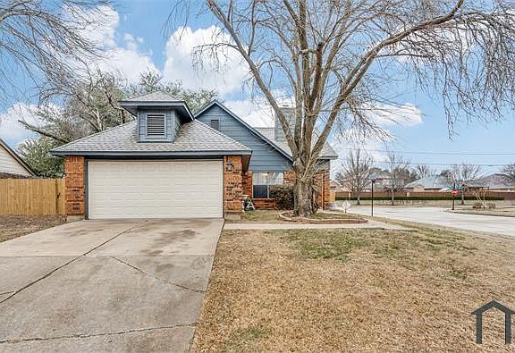 2nd image of 2502 Seven Hills Dr