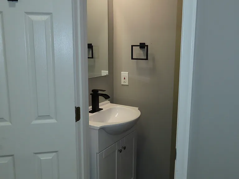 3924 Edmondson Ave — Photo 7