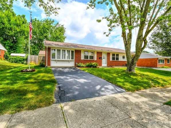 7233 Serpentine Dr, Dayton, OH 45424