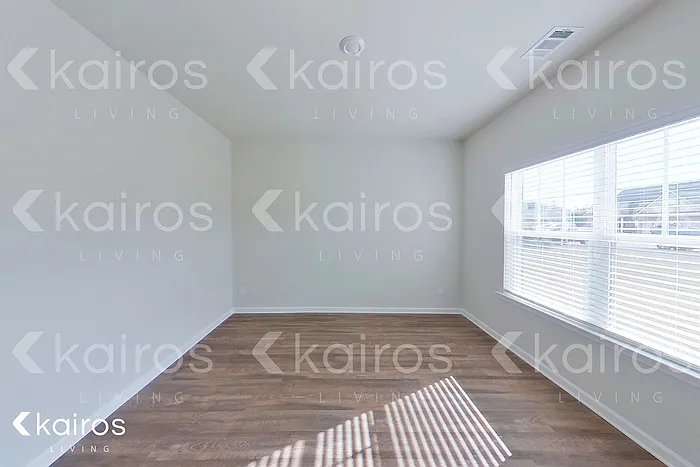 3494 Bridgewood Dr — Photo 9