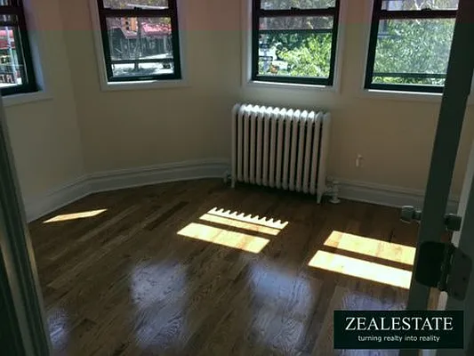 Rented by ZealEstate Group Inc | media 27