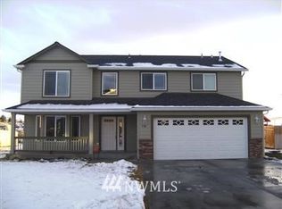 548 Glenmoor Dr, Moses Lake, WA 98837