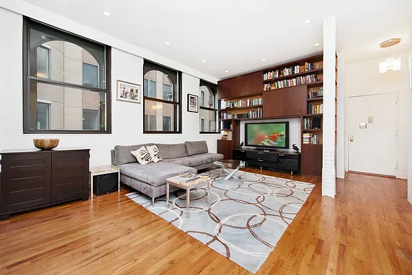Sold by Keller Williams NYC | media 22