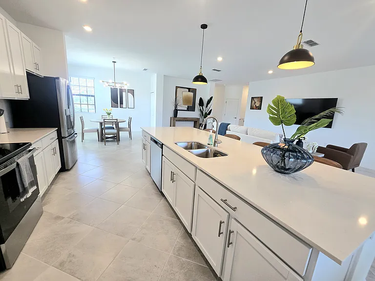 5552 Summit Pointe Cir #13 — Photo 1