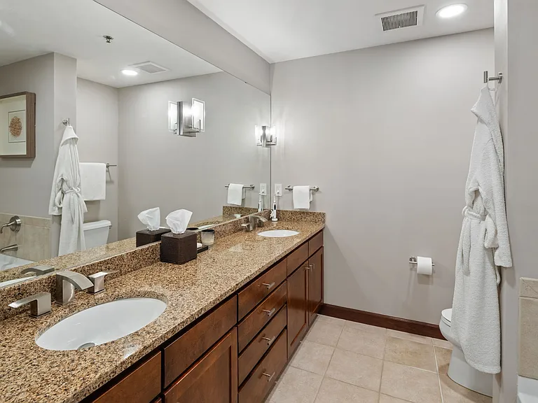 317 Groveland Ave #402 — Photo 22