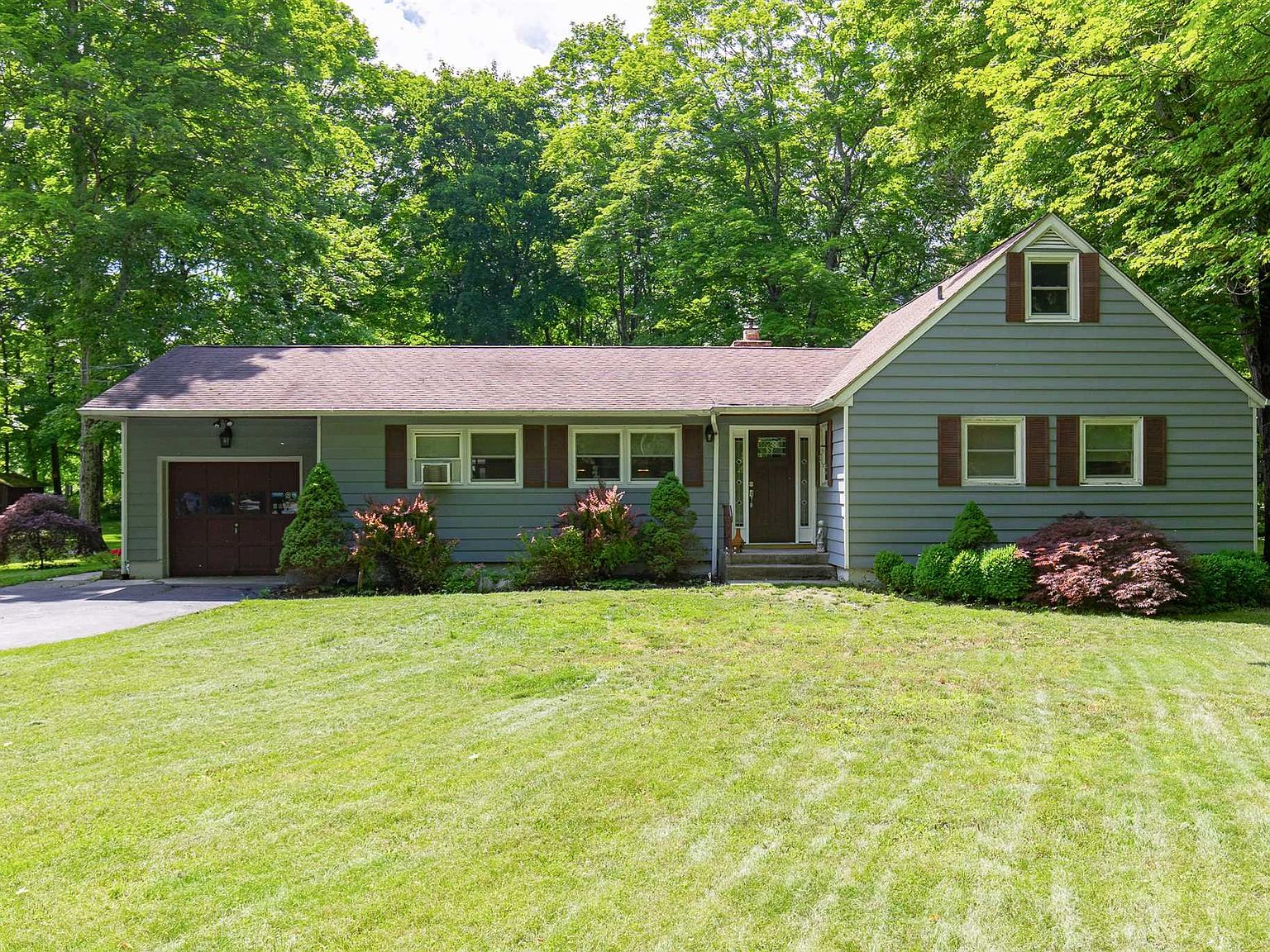 21 Cedar Valley Rd, Poughkeepsie, NY 12603 Zillow