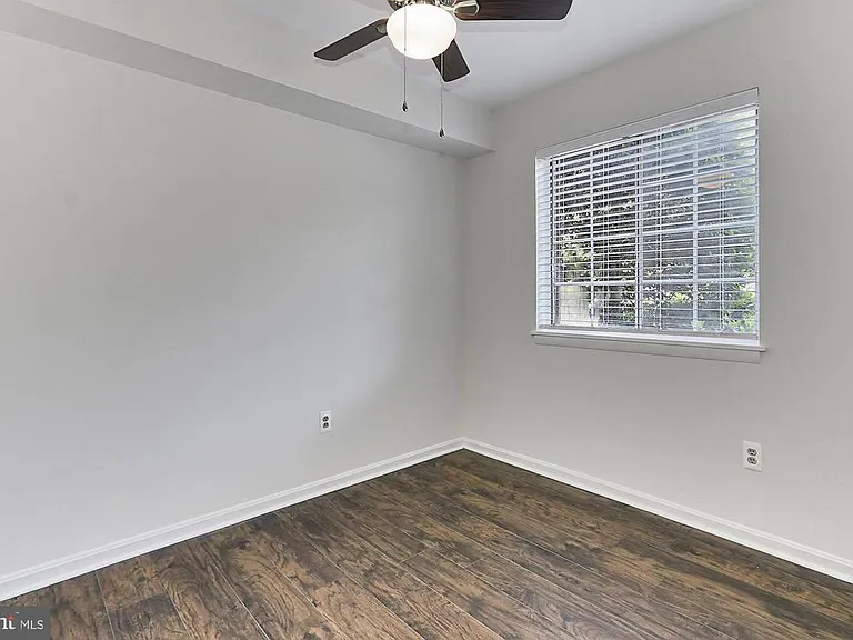 1533 Colonial Dr #101 — Photo 3