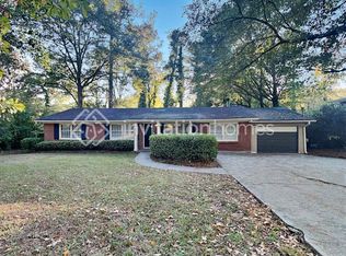 315 Ridgecrest Dr, Lawrenceville, GA 30046