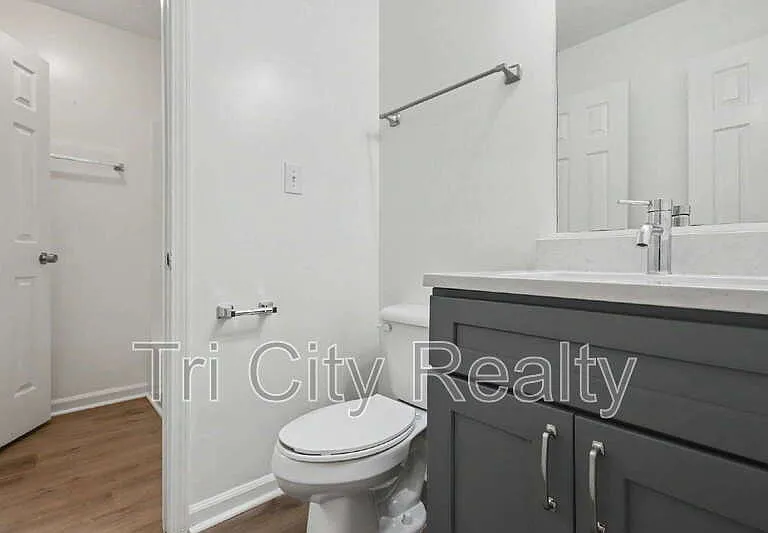 150 Chase Ct — Photo 28