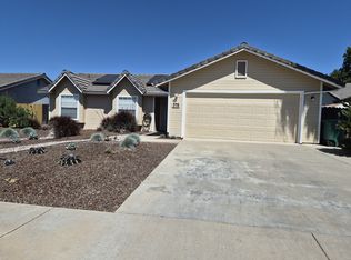 376 E Sycamore Ave, Reedley, CA