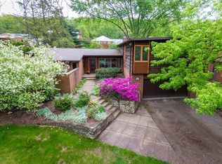 1607 Vermont Ave, White Oak, PA