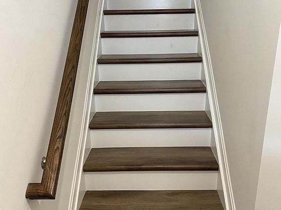 5th image of 207 Jenkins Way Gln