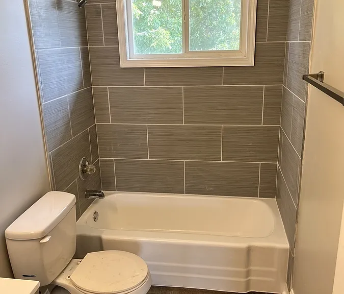 3104 Summit Ave #G — Photo 6