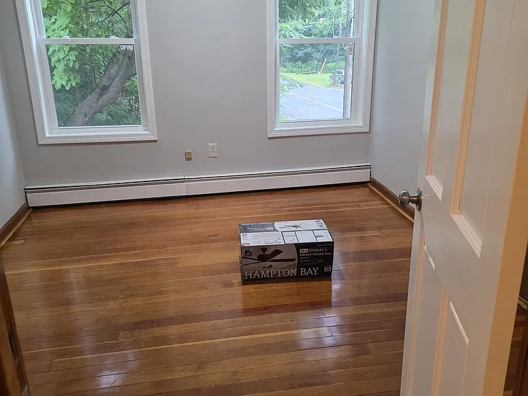 321 Woronoco Rd #B — Photo 6
