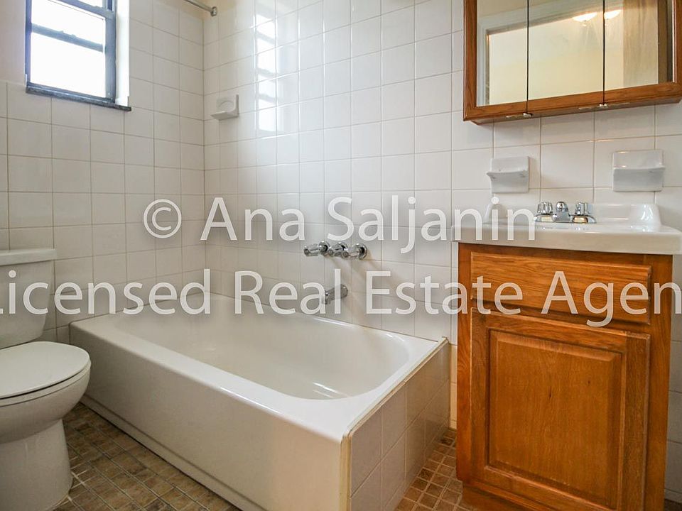 1st image of 3436 42nd St APT 2R