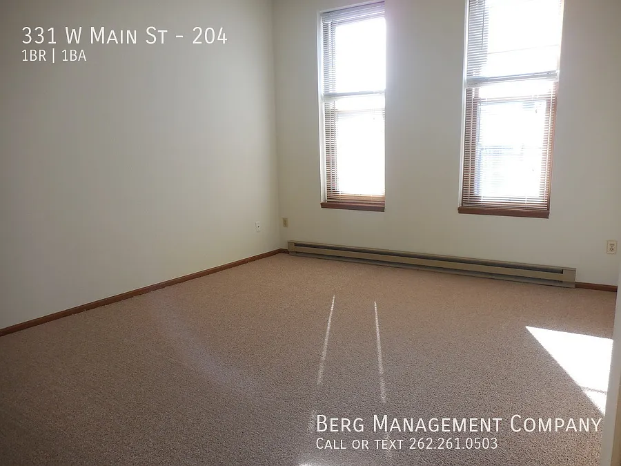 One Bedroom One Bath Apartment with balcony — Photo 4