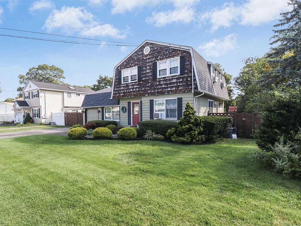 1st image of 5 Brandy Ln