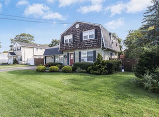 5 Brandy Ln, Lake Grove, NY 11755