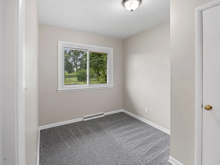 5908 Meredith Dr — Photo 5