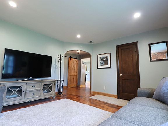 2021-2025 - 5 Star Vacation Rental
2026 - Furnished Short/Long Term Rental