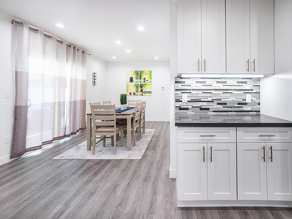 5th image of 6961 Forbes Ave