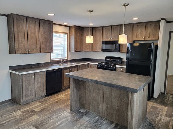 3rd image of 38000 Le Chateau Blvd #231