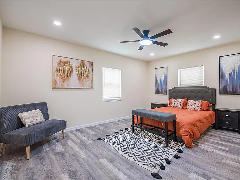 5305 Cahill Oval — Photo 9