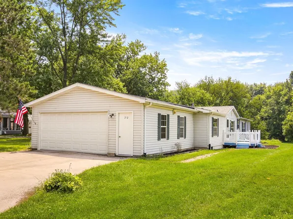 212 W Section St, Milford, IN 46542