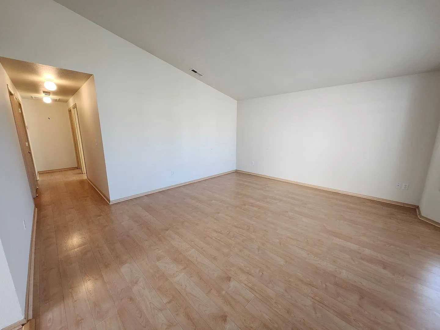 9704 Welsh Dr — Photo 4