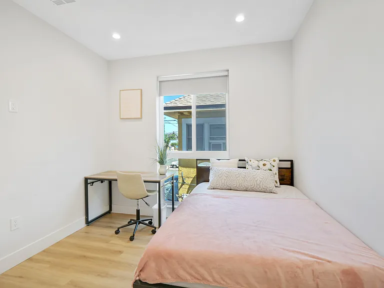 3105 S Normandie Ave #B2 — Photo 27