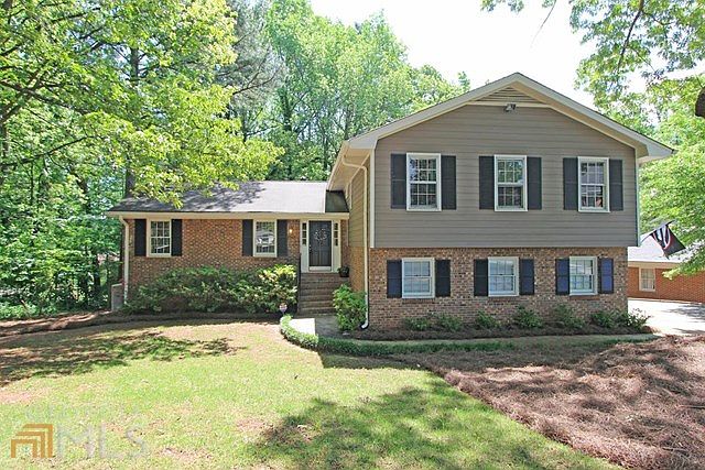 1st image of 2965 Northbrook Dr
