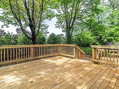1352 N Hampton Rd — Photo 8