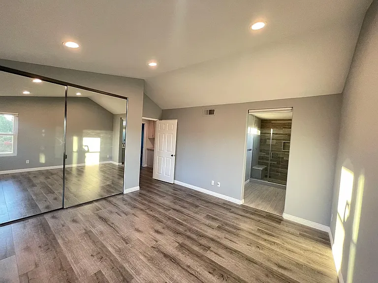 7210 Fargate Ter — Photo 9