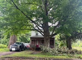 49 Williamson St, Malone, NY 12953