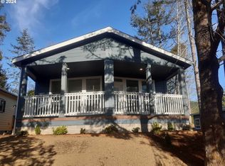 348 N Falcon St, Rockaway Beach, OR