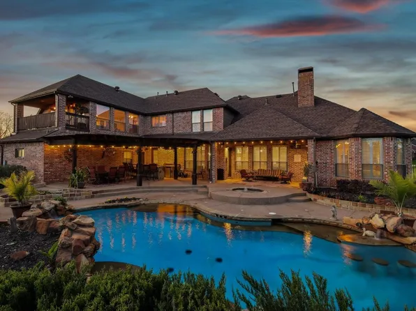 100 Thornhill Cir, Double Oak, TX 75077