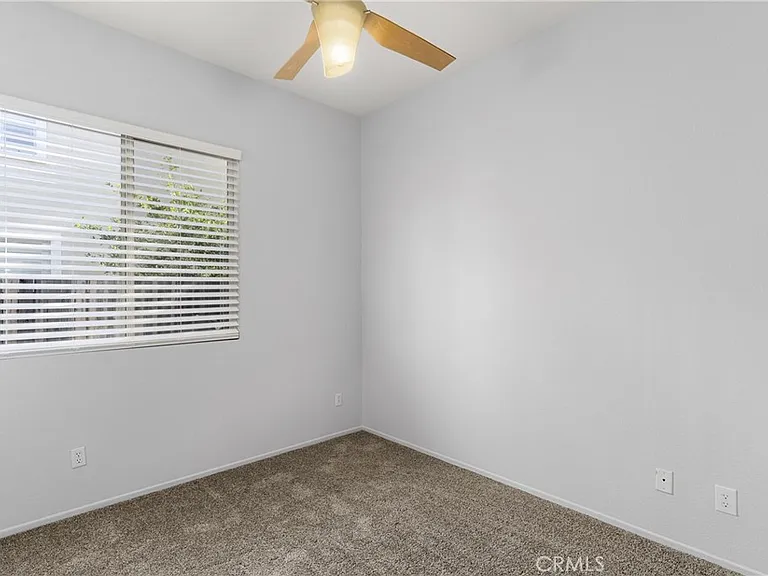 12211 Avon Ct — Photo 16