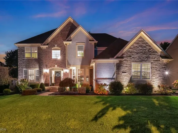 14236 Calderdale Ln, Strongsville, OH 44136