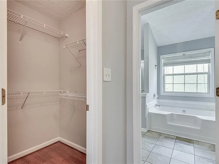 3337 Baymount Way — Photo 26