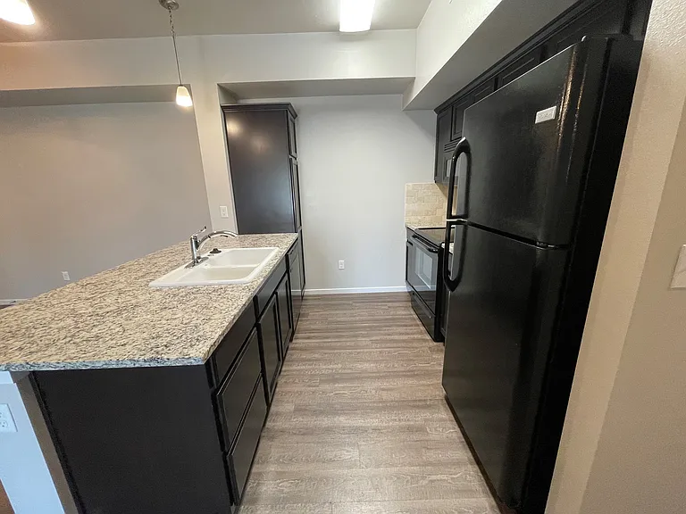 Tree Valley Village Apartments — Photo 59