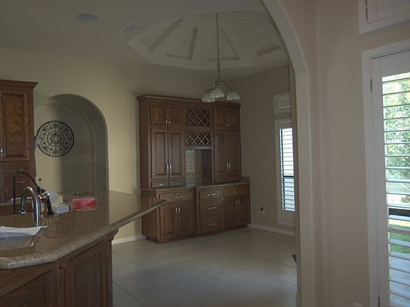 Dinning room.